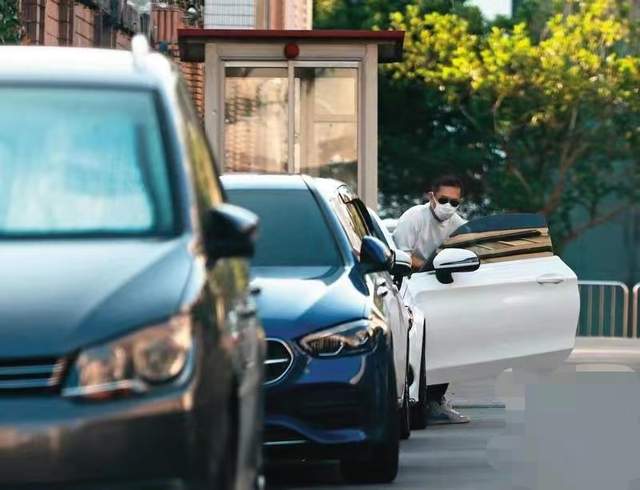 陈昭荣|曝台剧一哥陈昭荣婚变,与美女深夜共度15小时,事后陪其看妇产科