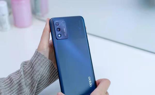 电池|OPPOK11s曝光，升级5600mAh大电池，12+256G卖2299