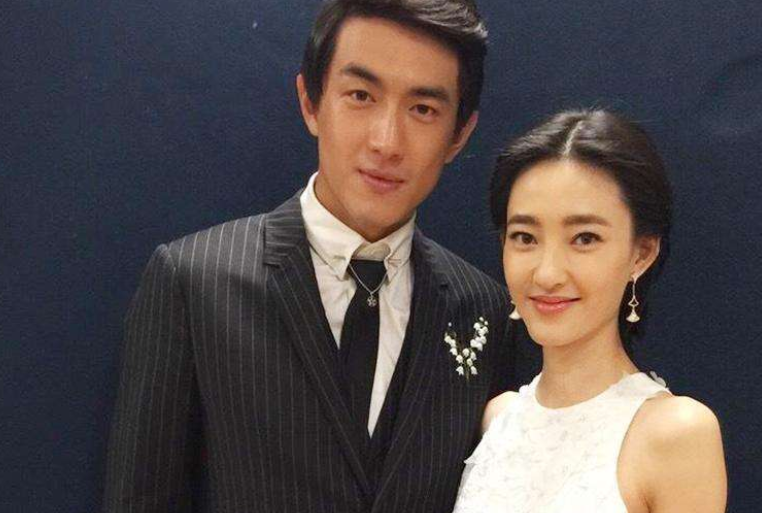 王丽坤|王丽坤陪伴了他8年,把最好的青春都给了他,他却娶了别人