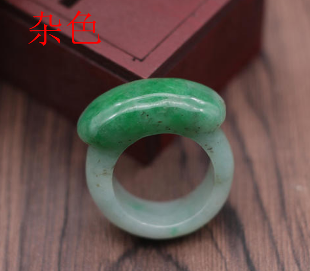 翡翠|谈“瑕”色变？！早点正确认知翡翠的瑕疵，能省不少钱