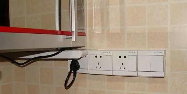 踩了800多次坑才敢告诉你:厨房这7样东西,一样都不能少装