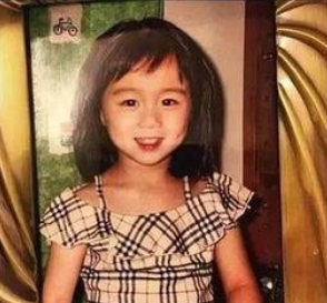 何超欣|“天选之女”何超欣：赌王最宠爱的女儿，活成了传统大家闺秀的模样