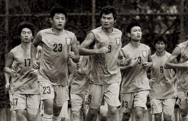 国际米兰|中国足球的劣根性：李毅与李玮锋，球霸是最大的悲哀