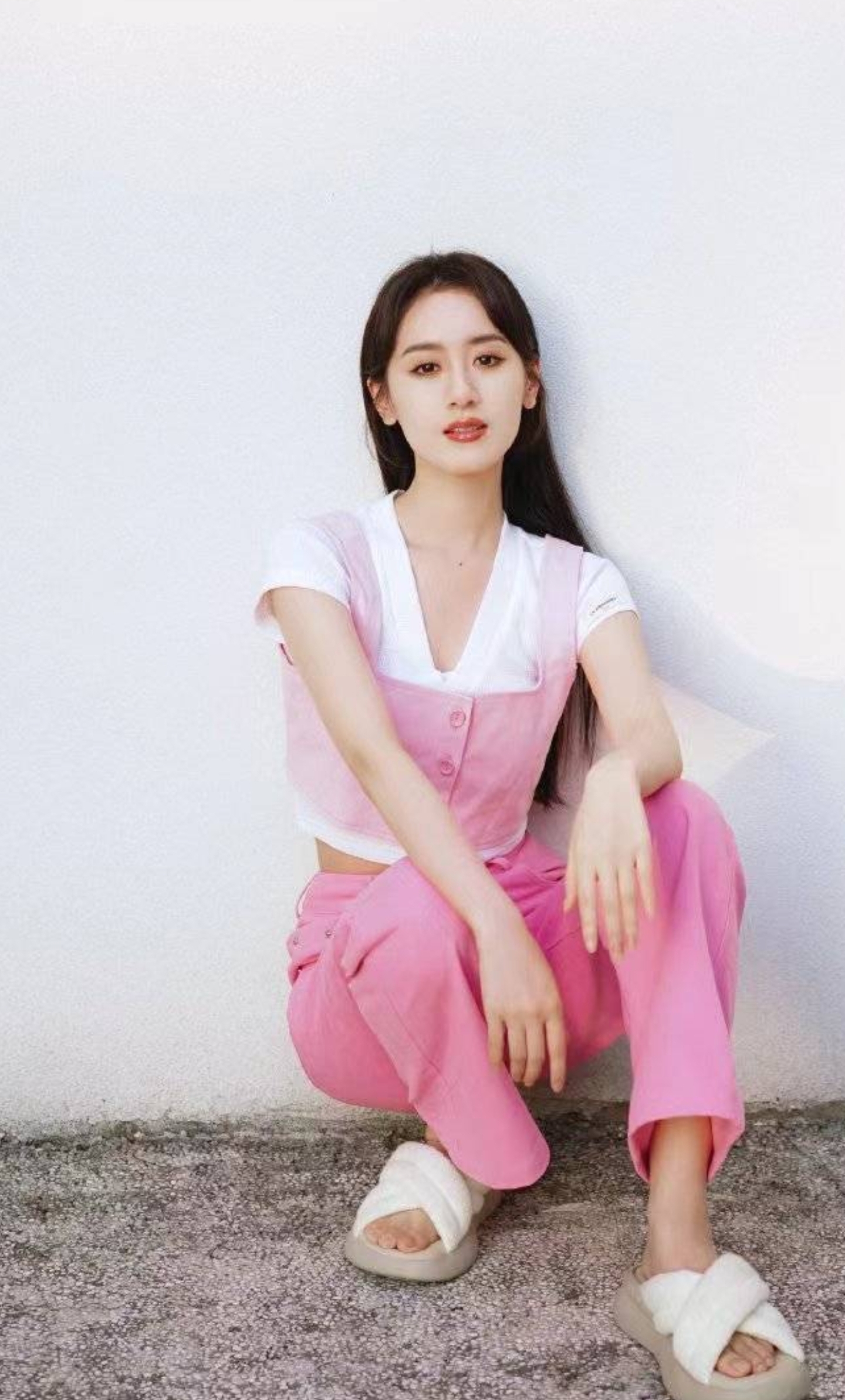 袁冰妍|曝中国消防删除袁冰妍视频,圈内复出之路坎坷,逃税事件再遭热议