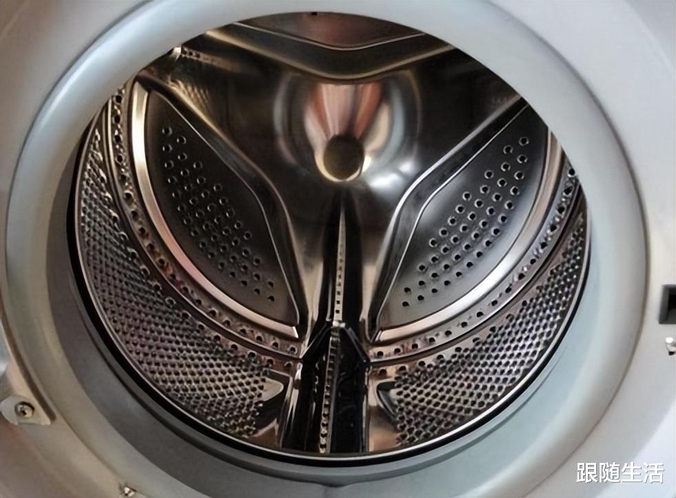 “滚筒式”洗衣机将被淘汰，为何越来越多人不买了？看完就明白了