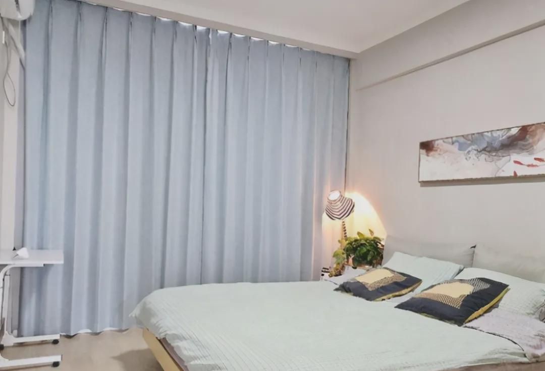 188平顶楼复式送大露台,进门玄关就把人迷住了,最爱客厅和阳台