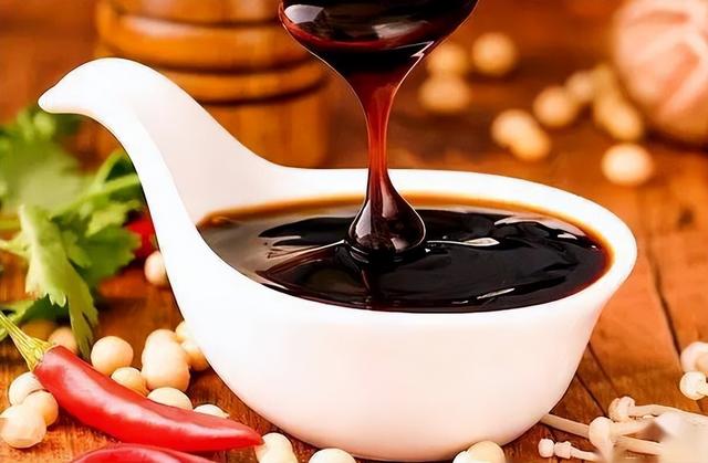 便秘|生活中的“2咸”、“1苦”，或正在“掏空”你的甲状腺，建议远离