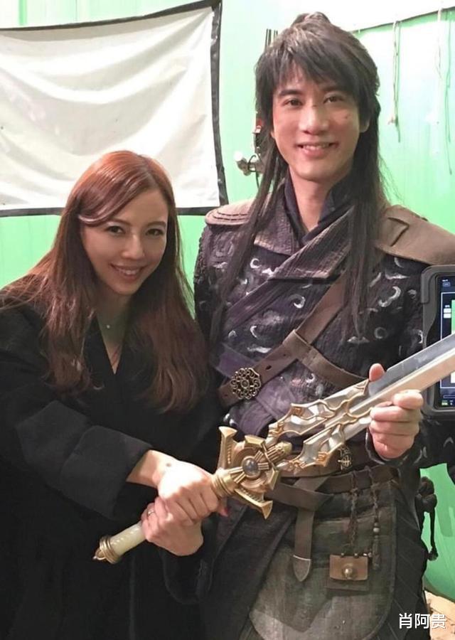 李靓蕾|王力宏2016年就签离婚协议,李靓蕾当场爆哭,后来还给他生儿子