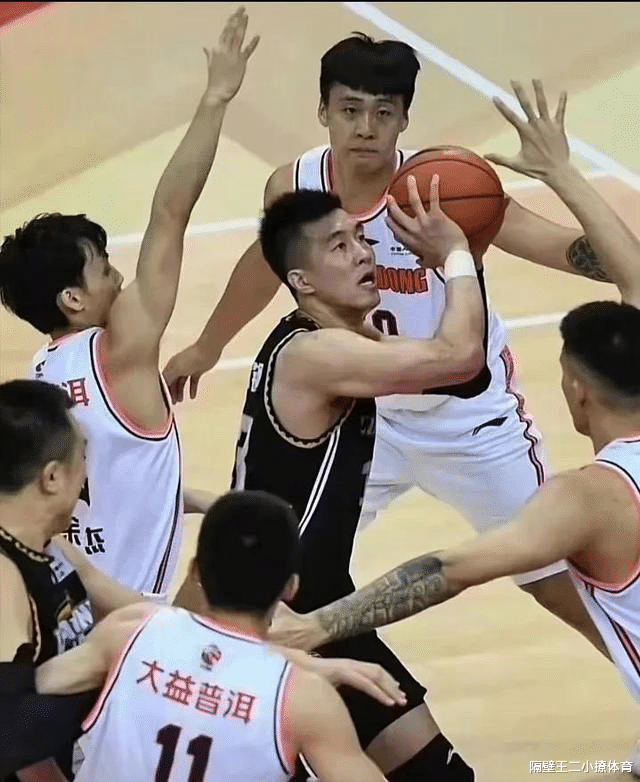 广厦|辽广对决四大位置对比，一点太可惜，两人成关键