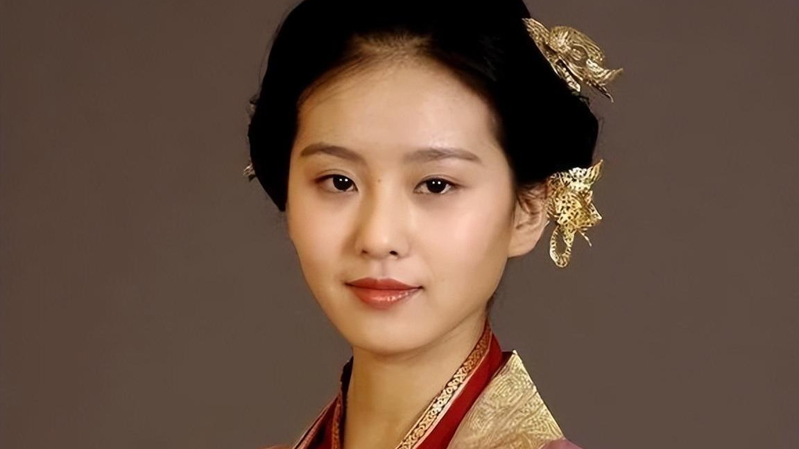 乔欣|明明长得如花似玉！一演戏却毫无灵气，盘点那些眼大无神的女星