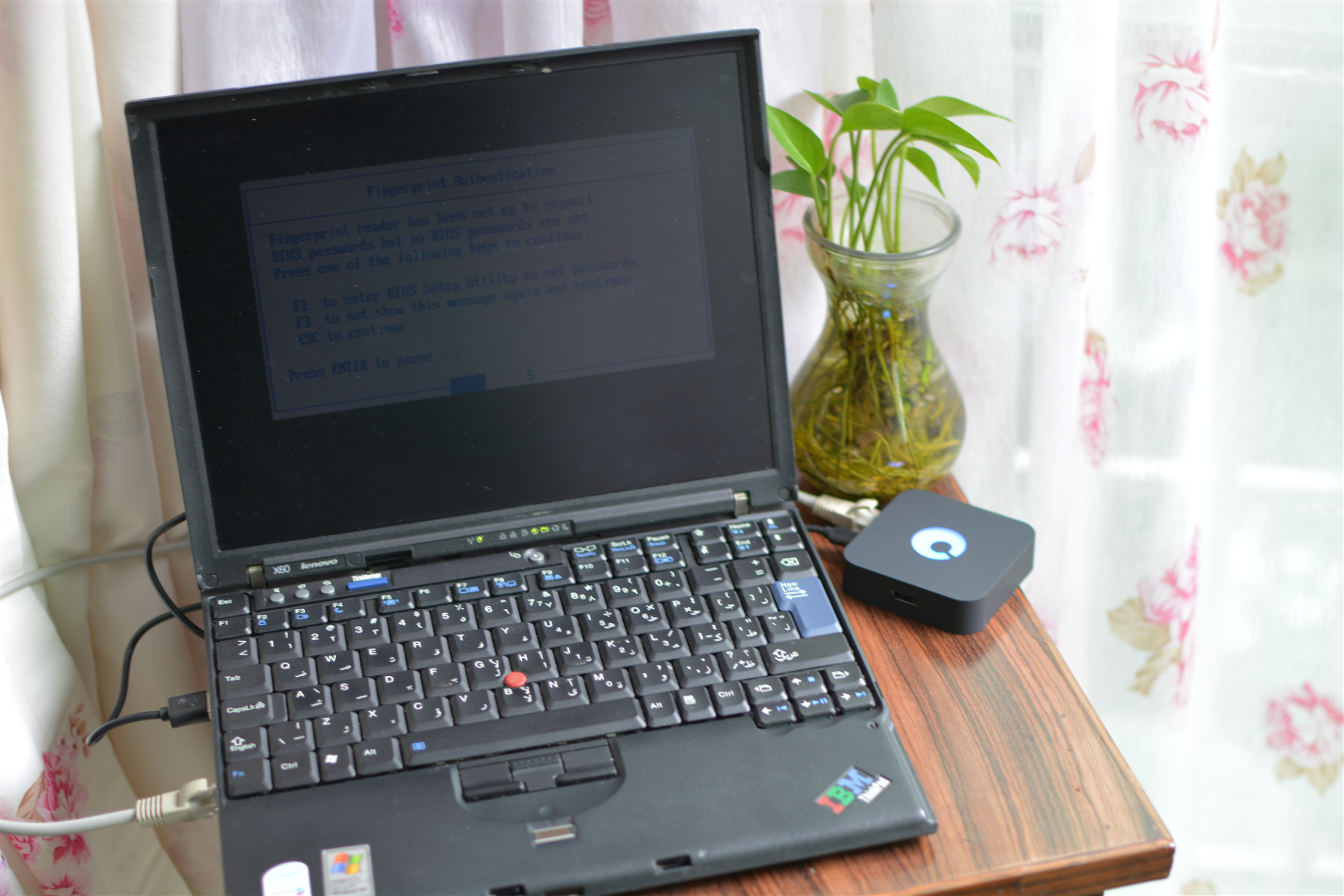 飞利浦|何必把工作带回家?看看蒲公英路由器X1的组网功能你就知道了