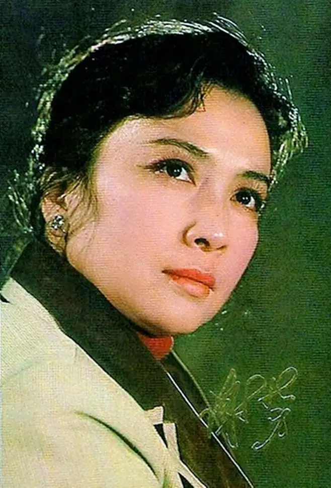 谢芳|著名演员谢芳：和丈夫相守65年，如今三代同堂晚年幸福