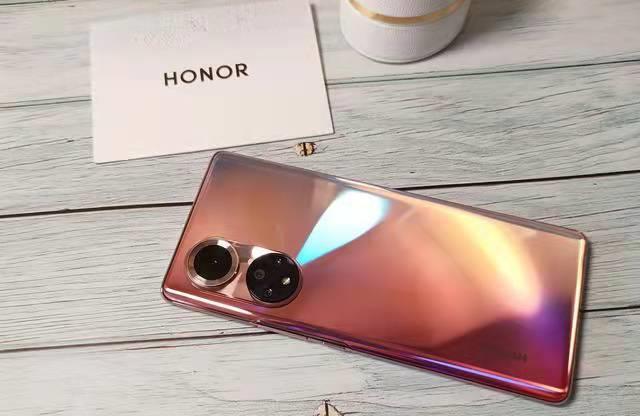 荣耀|荣耀新机曝光，5000mAh+100w+144Hz，升级16+512GB版本