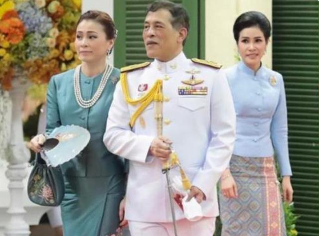 李一桐|王室“一后一妃”恩宠洗牌,诗妮娜退出宫斗舞台,苏提达出尽风头