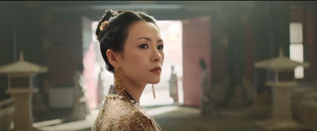 章子怡|41岁章子怡演15岁少女太违和，双眼无神满脸疲惫，毫无少女感