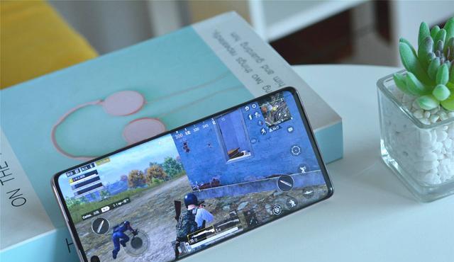 荣耀50pro|跌至2409元，超曲屏+100W快充+一亿像素，荣耀50Pro加速清仓