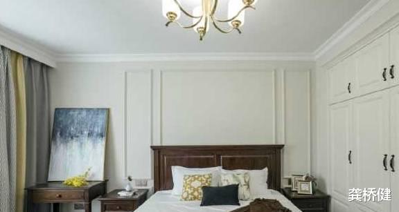 晒晒我的新家,一进屋就被迷住,电视墙上做了隐形门,漂亮