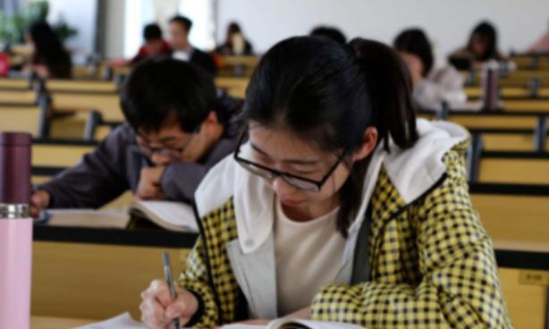 大学生|新一轮“铁饭碗”招聘,安家费加补贴总计50万,大学生还等什么?