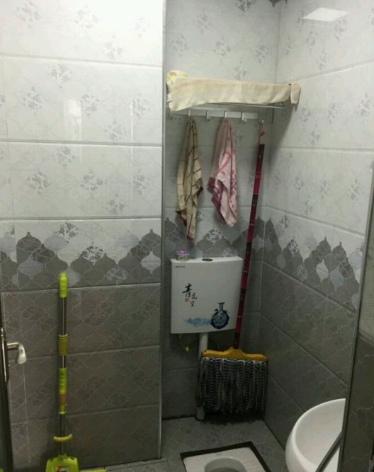 晒晒婆家在县城盖的7层小洋楼,朋友们都说这不是房子,是大厦!