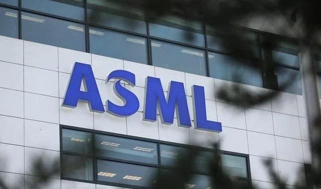 AirPods|美刚通过芯片法案，ASML就开始“拆台”，外媒：充满金钱的味道