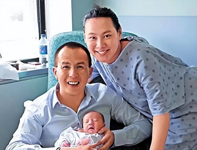 梁洛施|梁洛施和友人假期聚餐,和李泽楷分手11年未婚,对仨儿子严格要求