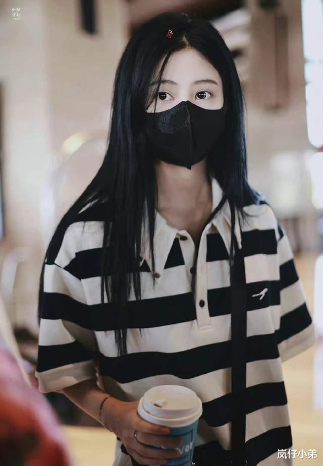 孟美岐|孟美岐复出了！与诸多当红偶像录制全新综艺，上演选秀艺人大杂烩！