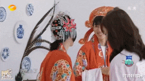 生图|有种“尴尬”叫女星生图，卡粉、起皮问题不断，网友“太尴尬了”