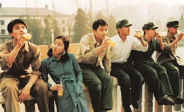 王朔|我的王朔接受史：二三十年前，他就是那代中国人的荷尔蒙