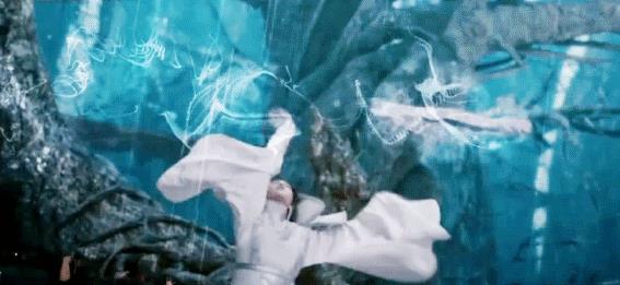 迪丽热巴|杨洋“撞”热巴:《且试》《与君》被曝定档3月,荣耀夫妇将对垒