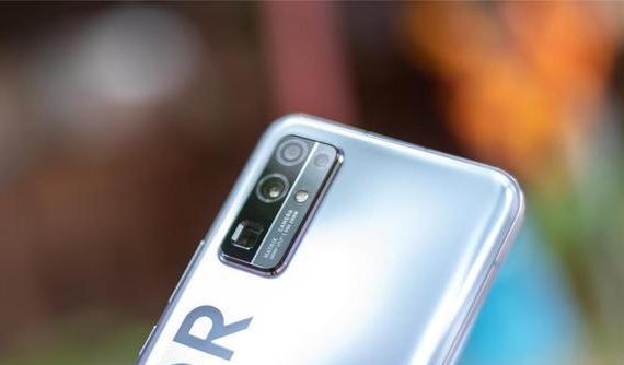 iqoo|从3199降到1929元，5G+鸿蒙OS+麒麟芯片，旧款荣耀旗舰跌至新低