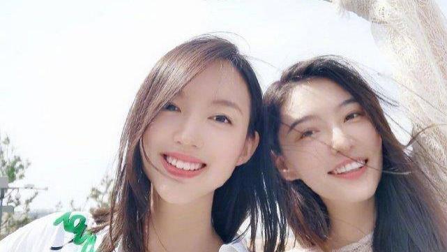 张梓琳|“中国第一美女”竟不嫁豪门，再看35岁现状：被宠成小公主!