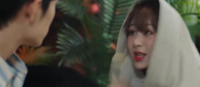 杨紫|杨紫新剧突然定档3月15,颜值忽上忽下,脸部太肿跟肖战像姐弟恋