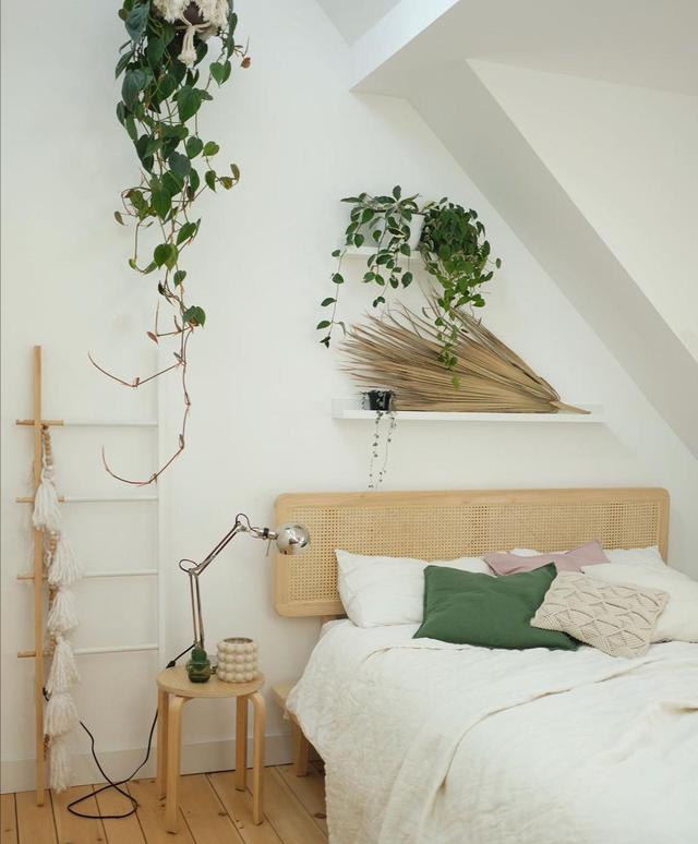 红砖墙伴绿植，让人着迷的温暖田园风，从此隐居都市里