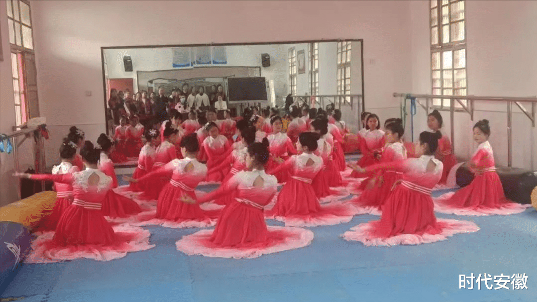 人力资源|才艺增添光彩——阜南县朱寨镇中心学校职高部职业技能大赛举行