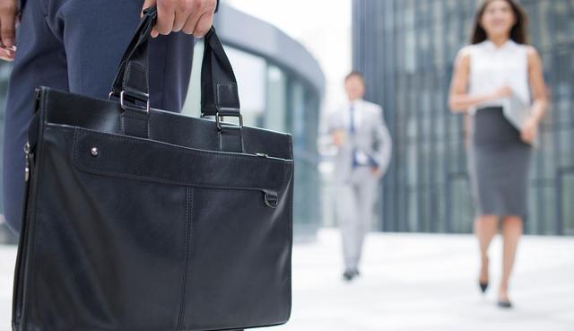 文员|“二本”院校学生，毕业后去哪了？内行人：可能在做3种工作