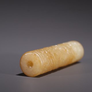 和田玉籽料|旧藏·和田玉籽料祥云龙纹勒子