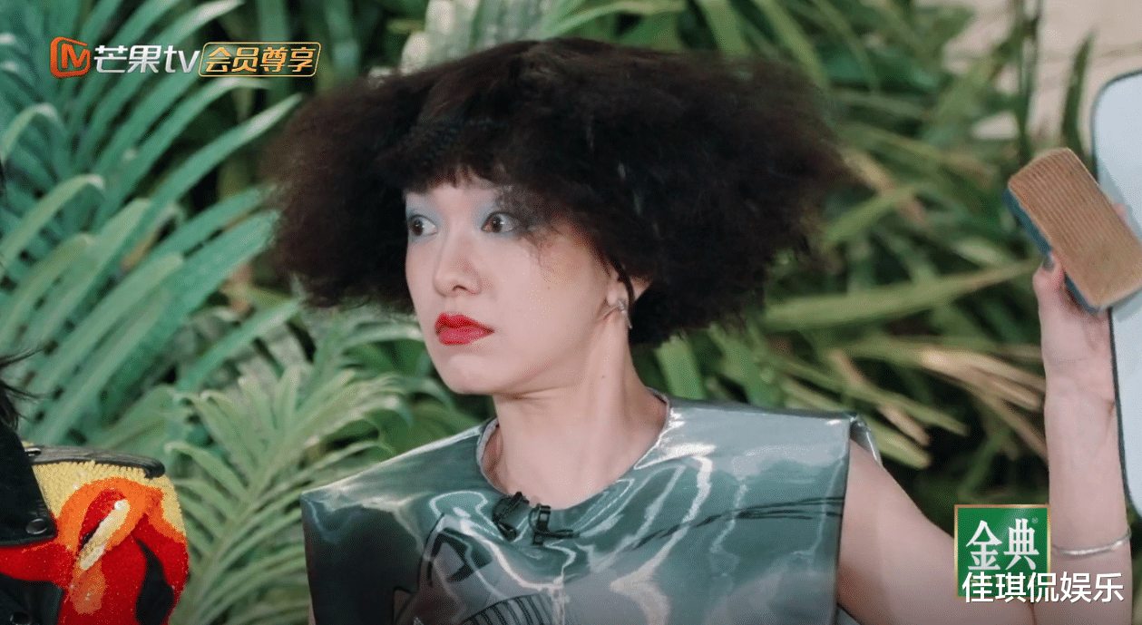 郑秀妍|乘风破浪：四大美女谁曾是香港小姐冠军？郑秀妍很尴尬，有点无聊