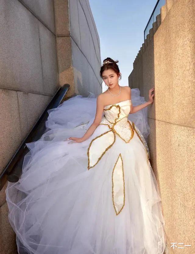 任嘉伦|鹿晗关晓彤公开晒“婚纱照”，婚期将近？这一对太令人羡慕了