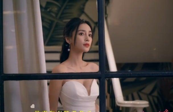 Angelababy|Angelababy狂刷前夫话题，已是忠实粉丝，黄晓明对她却毫无眷恋