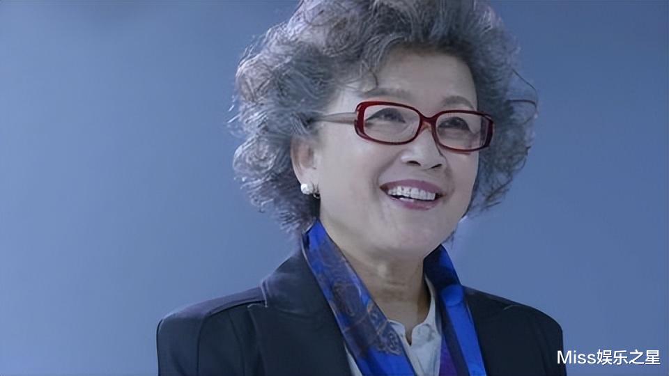 刘晓庆|盘点11位后悔没生孩子的明星，李若彤、温碧霞、刘晓庆上榜