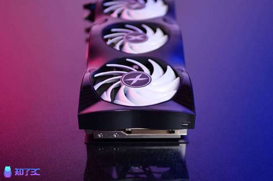 软件|耕升RTX3090Ti炫光超OC评测：夜店卡皇，玩灯有一套！