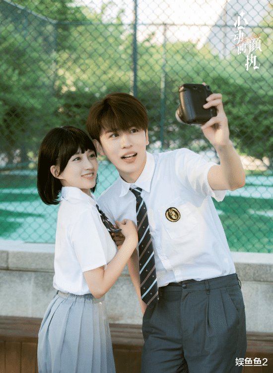 颜宁|《心动的颜执》开播，青梅竹马挑战天降情敌，四角恋秒变修罗场