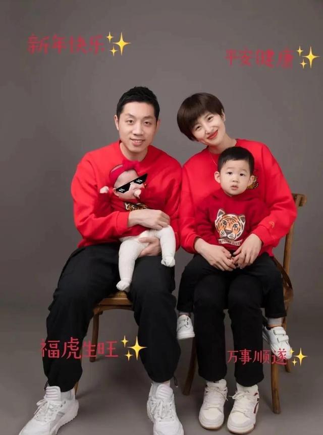 许昕|骑摩托在上海街头闲逛！许昕和老婆秀恩爱，高情商回应记者问题