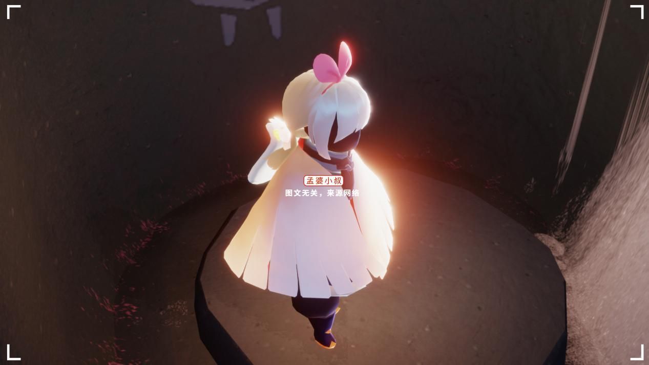 土豆 光遇:晃悠悠不能搭配其他发型?绊爱亲自解释,建立羁绊更重要