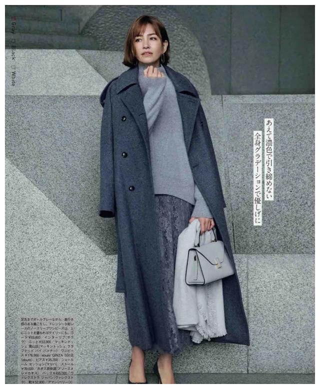 长裙 优雅到骨子里的女人：发不过肩、穿衣色不过三，到老都是一枝花
