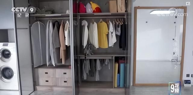 石家庄女孩的断舍离生活火了:88平的家仅有6件家具,常年不消费