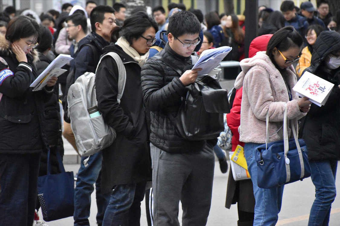 教师|2022上海中学拟聘教师名单出炉,唯一本科入围者,竟得了最高分