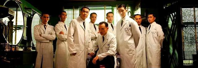 武侠|“墨镜王”拍出华语武侠影史的巅峰之作,十年难找出第二个