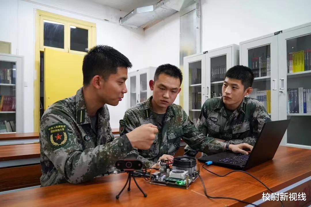 |考军校怎么样?有前途吗?