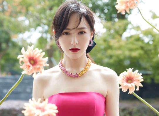 最佳女主角|85花“杀”回来了！赵丽颖有大制作，baby待播5部，而唐嫣赢面大